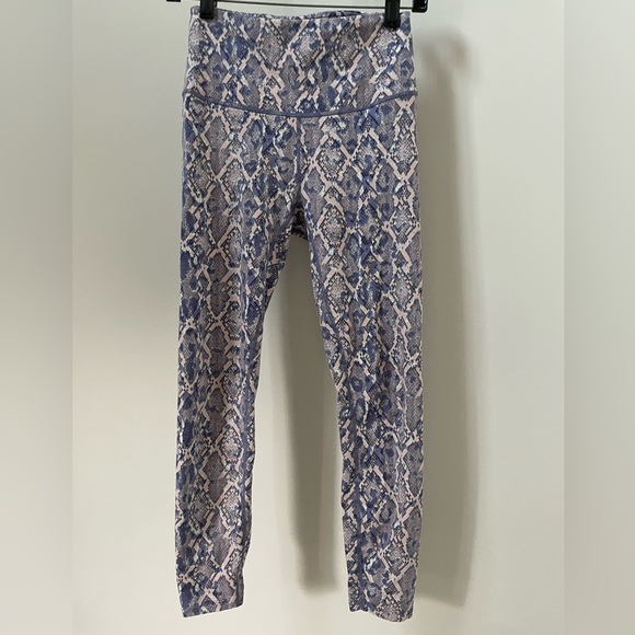 Varley Let's Move high-waist leggings Sz Small Snakeskin Print - Picture 2 of 5